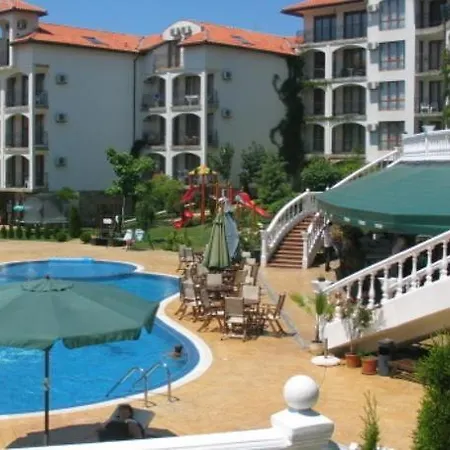 Apartamento Triumph Holiday Village *